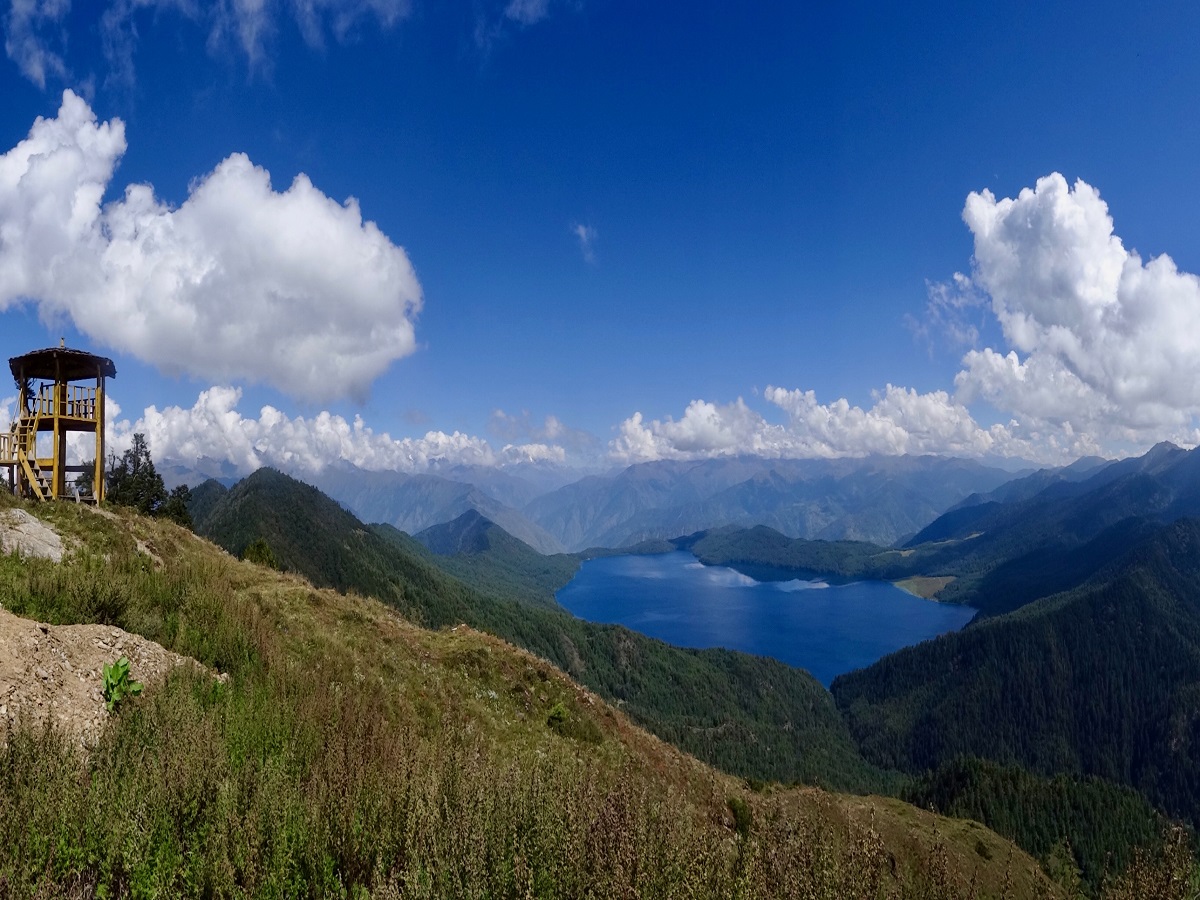 rara-lake-in-nepal